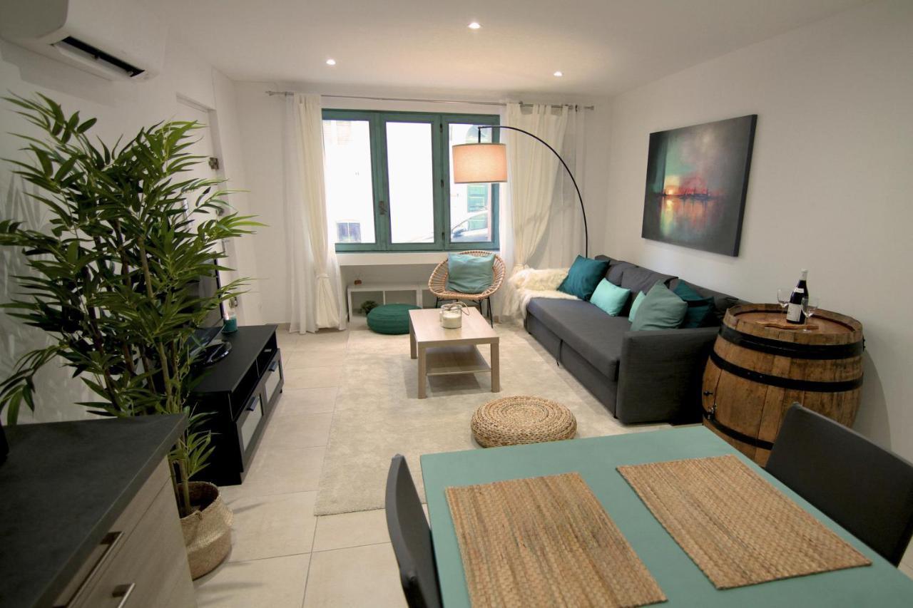 Apartment Right In The Heart Of セット エクステリア 写真